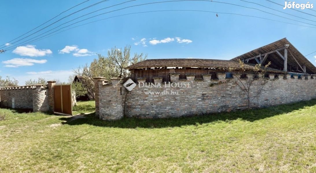 Eladó vendéglátás, Sükösd