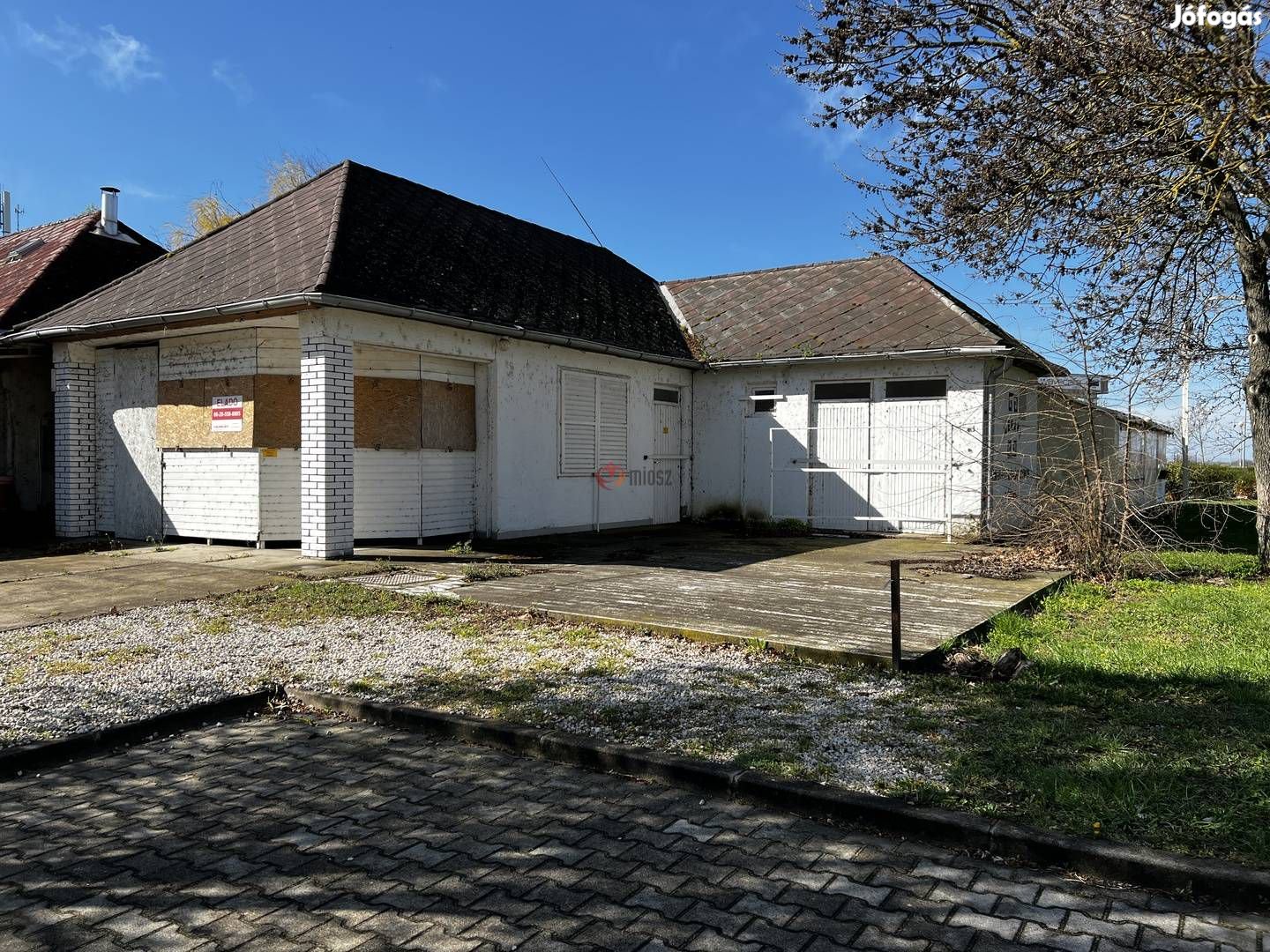 Eladó vendéglátó egység, Velence Velence, Tópart utca, 38900000  71_rd