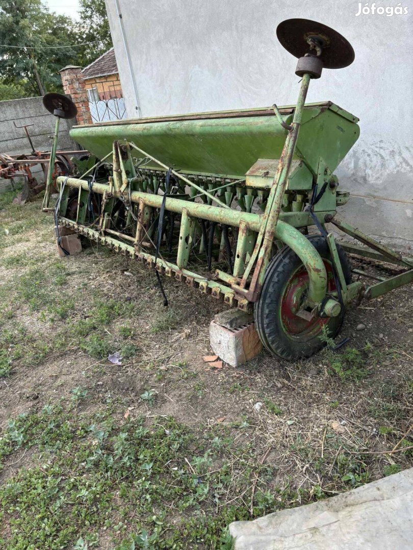 Eladó vetőgép!