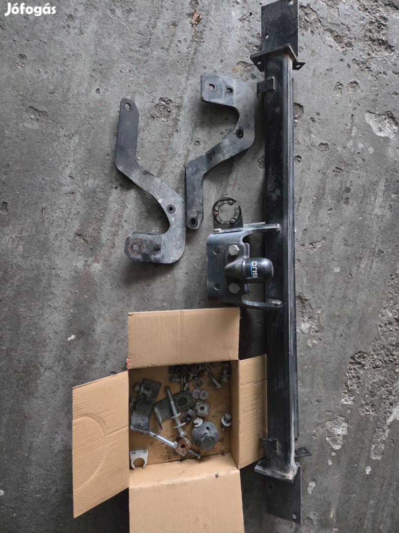 Eladó vonóhorog 3.0t terhelhetőséggel