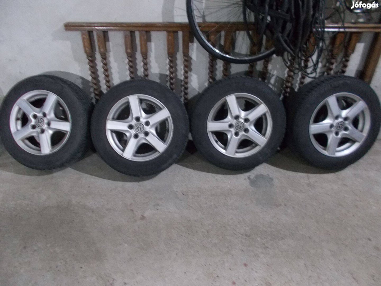 Eladó vw, audi, skoda, seat alufelni nyári gumival