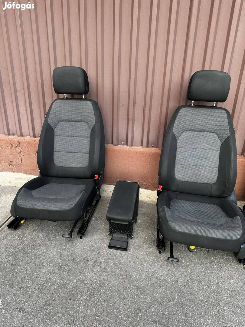 Eladó vw passat b7 sedan ülésgarnitúra