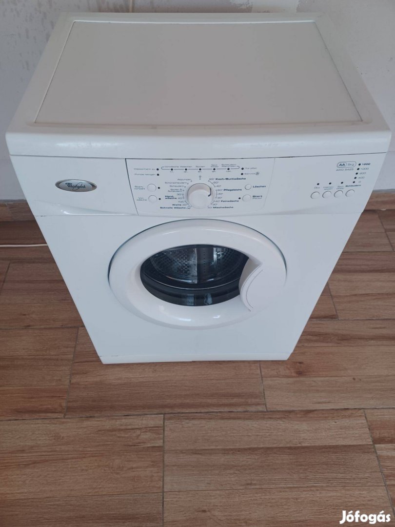 Eladó whirlpool elöltöltős autómata mosógép 1200 as centrifugálal