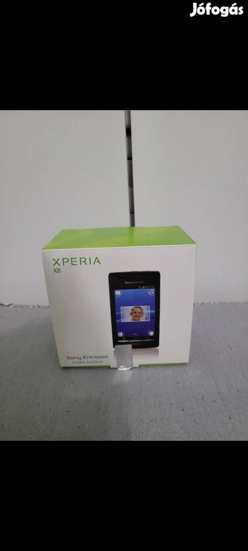 Eladóvá vált a képen látható Sony Ericsson Xperia X8 