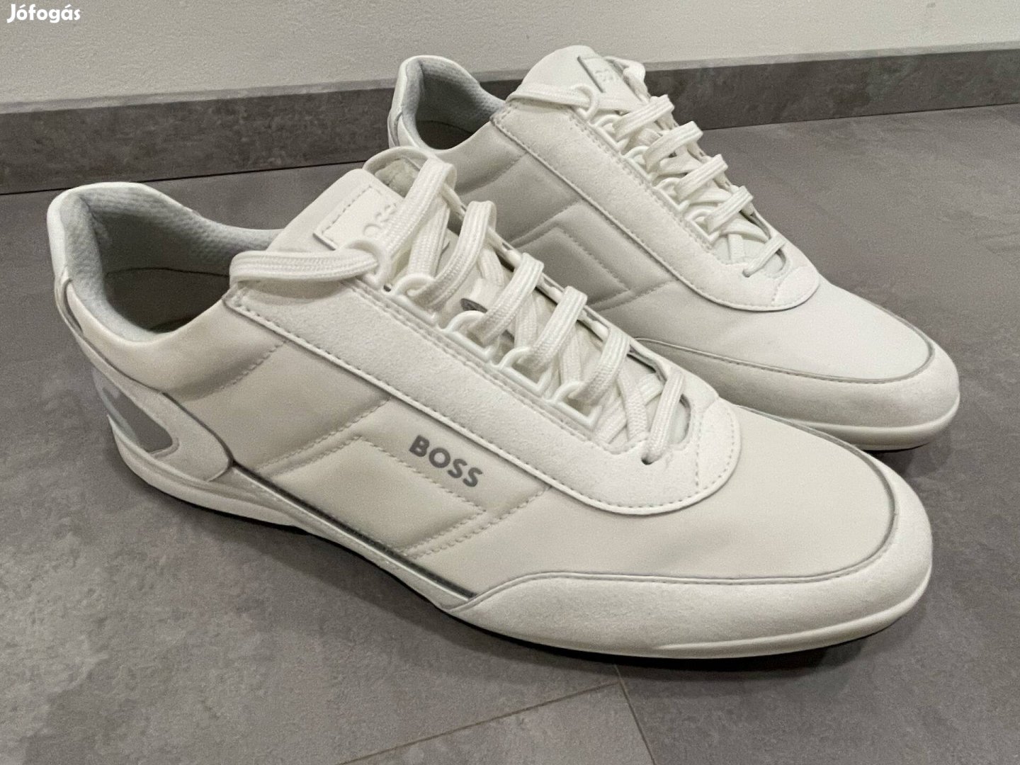 Eladva Új Boss Saturn Nylon edző cipő 42-es eladó