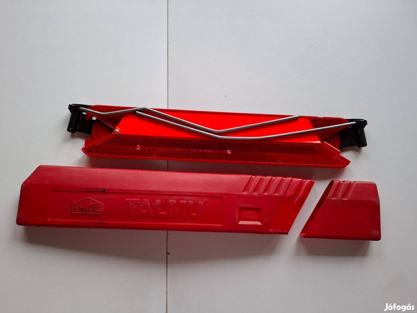 Elakadásjelző háromszög műanyag tokban 49 cm