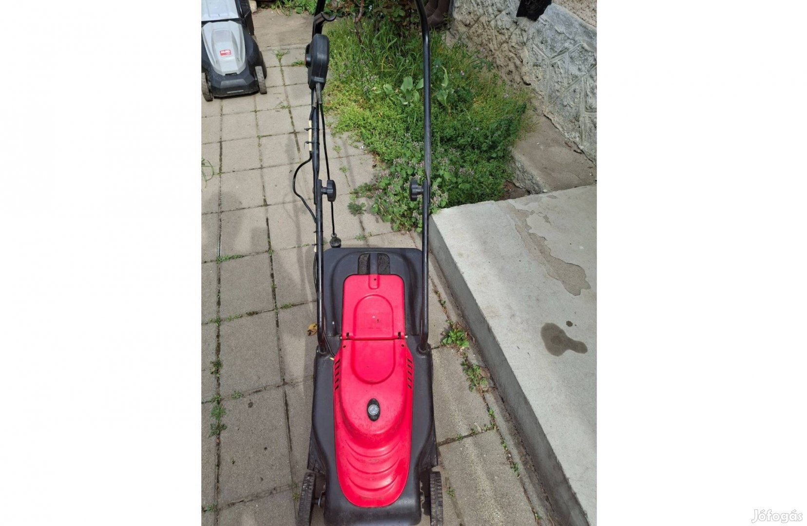 Elasó Straus elektromos fűnyíró