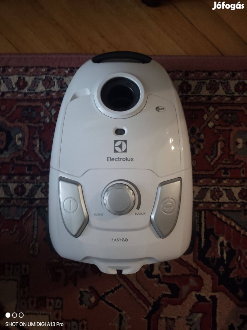 Electrolux EEG41IW porszívó eladó újszerű állapotban