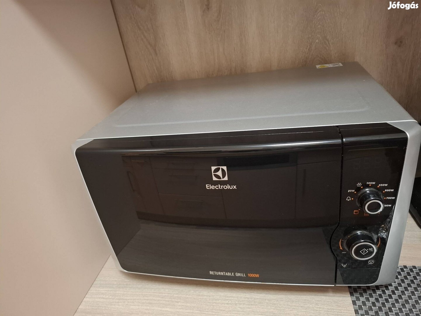 Electrolux EMS21400S Mikrohullámú sütő