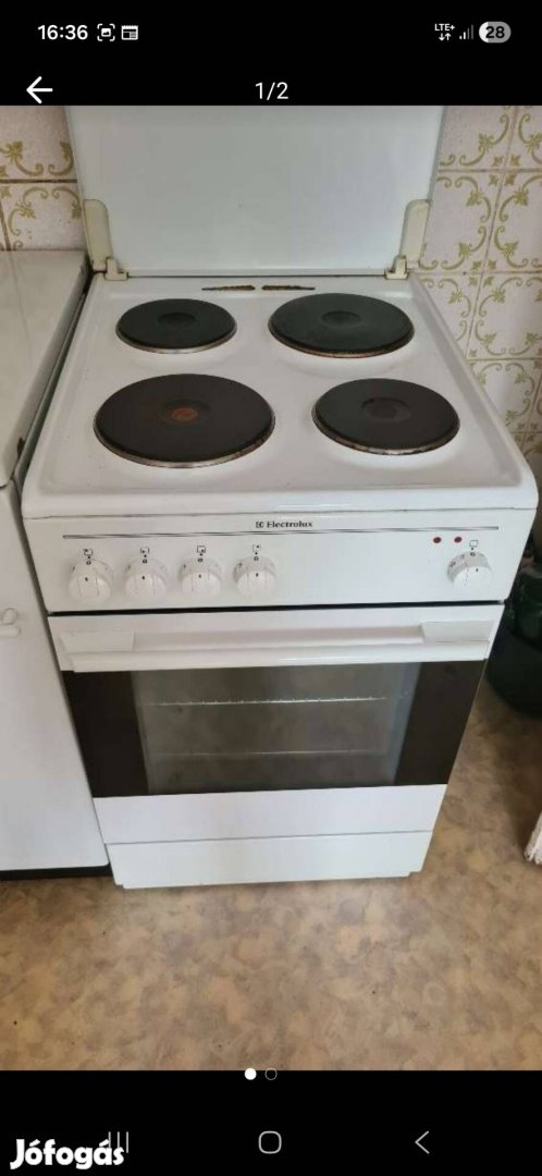 Electrolux újszerű villanytűzhely - Szállításban segítek!