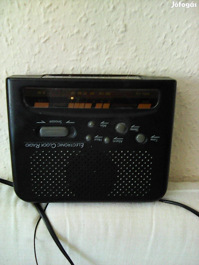 Electronic Clock Rádió 220 V-tos ébresztő órás