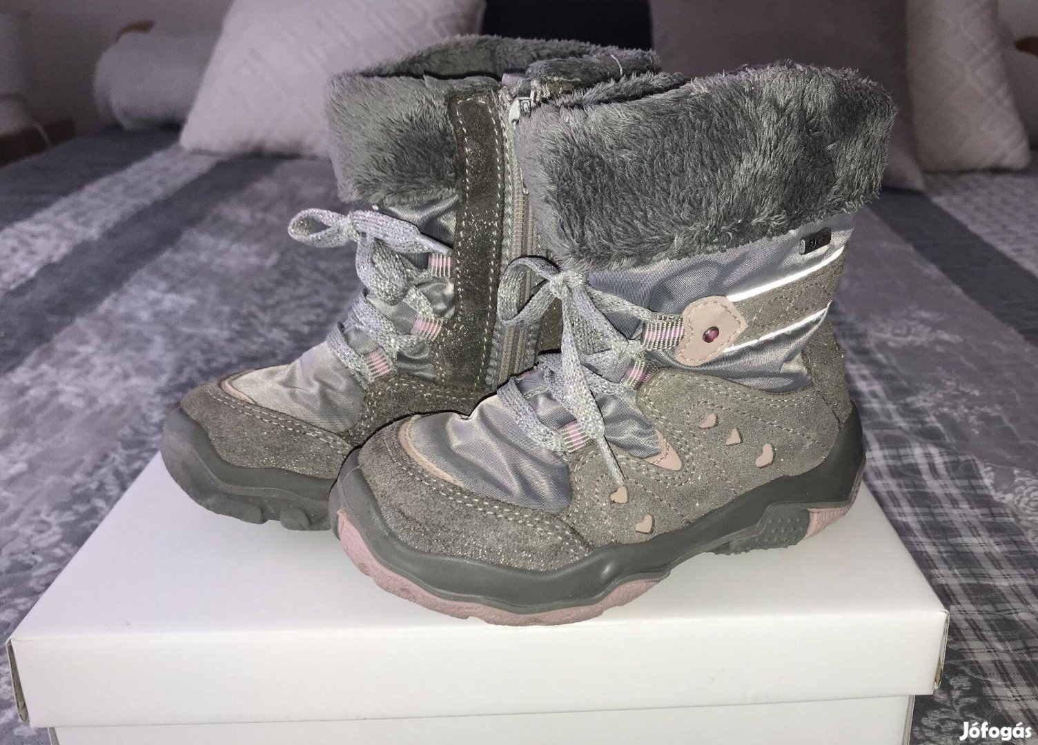 Elefanten bélelt csizma - 25