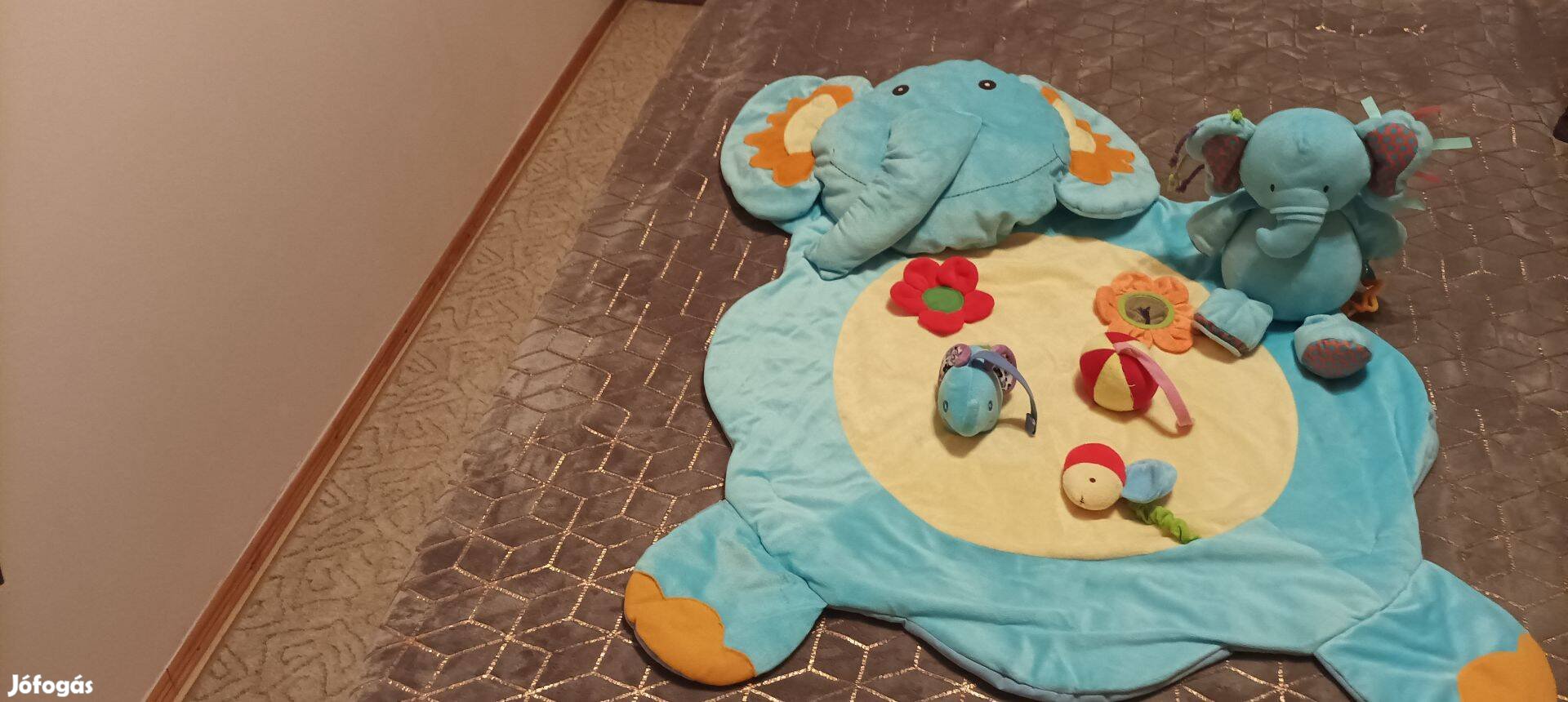 Elefántos játszószőnyeg eladó