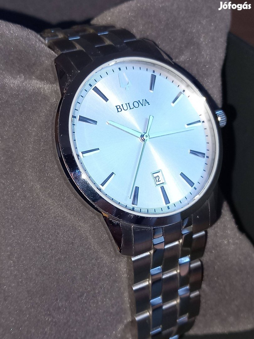 Elegáns Bulova karóra