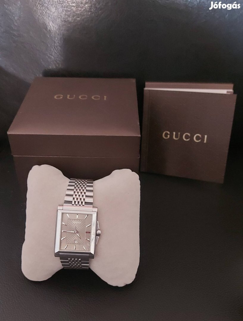 Elegáns Gucci férfi karóra 