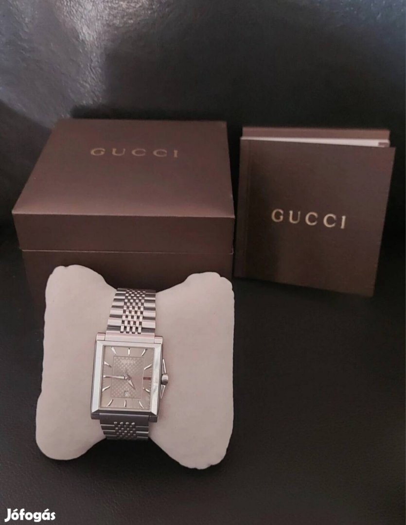 Elegáns Gucci férfi karóra 