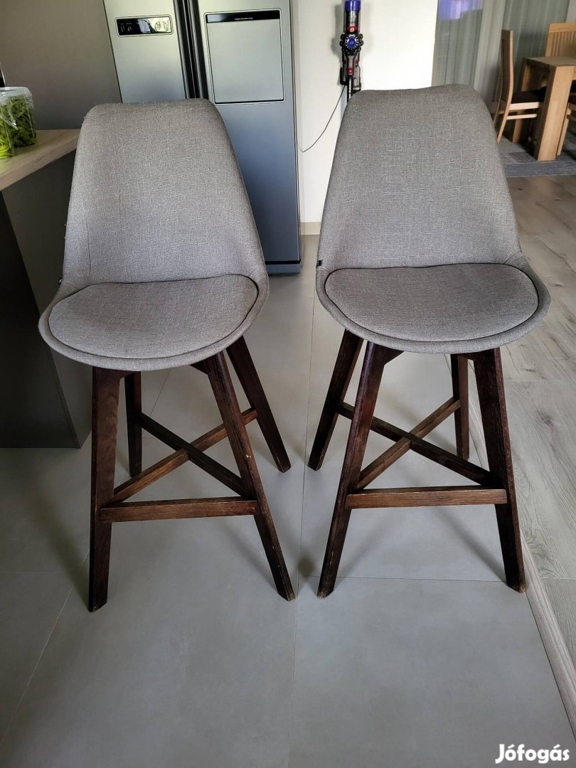 Elegáns bárszékek