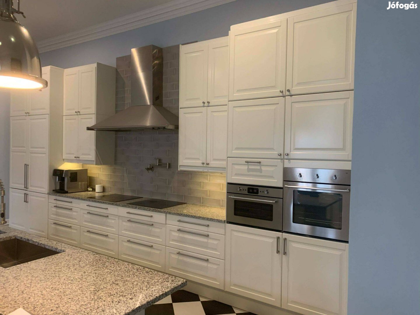 Elegáns fehér IKEA konyha