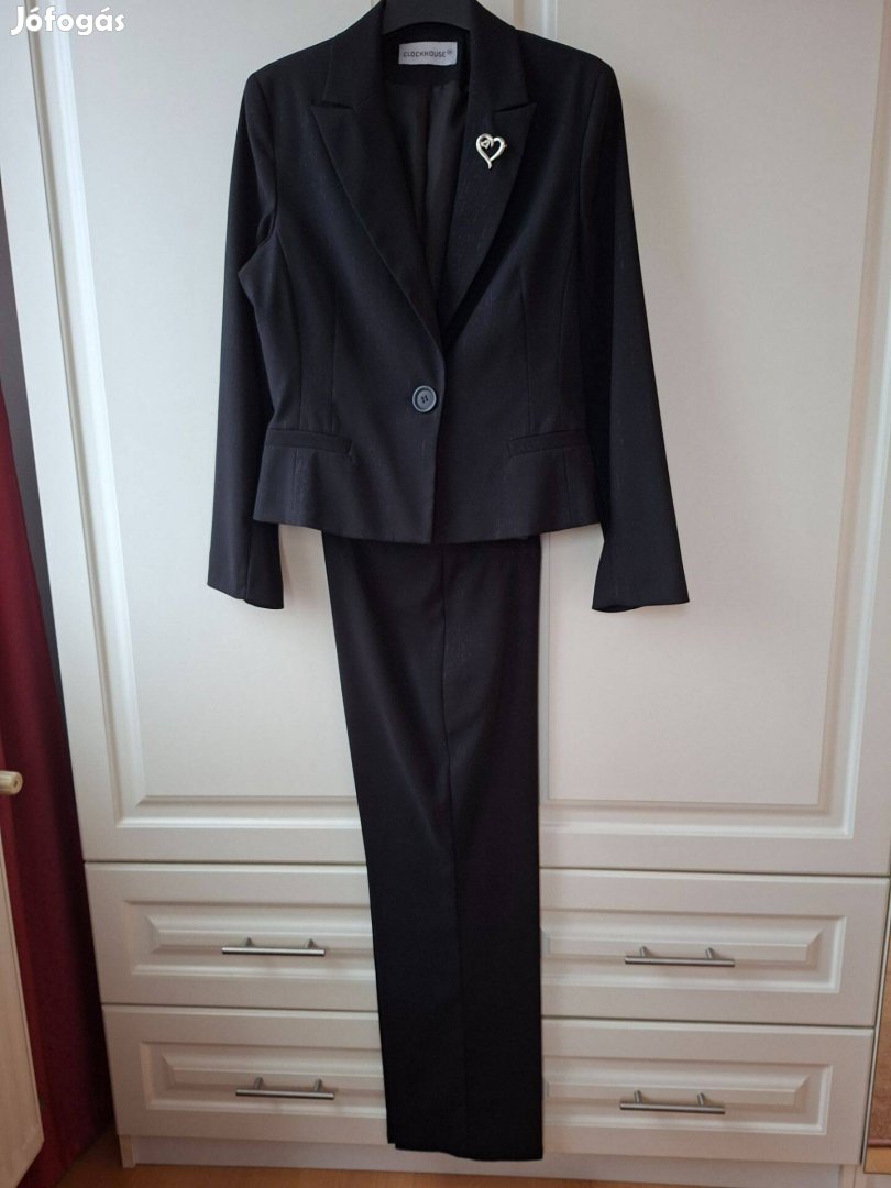 Elegáns fekete bőszárú nadrágkosztüm 40-42-es méret Minőségi
