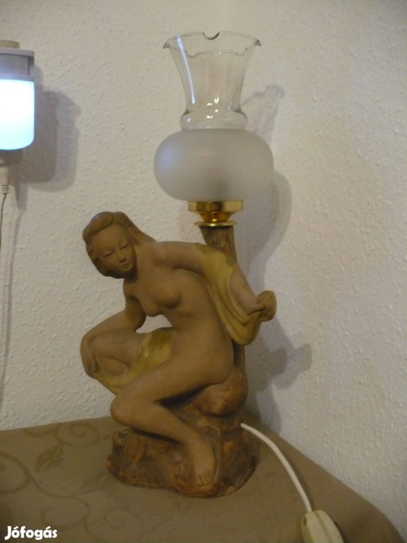 Elegáns kerámia asztali lámpa