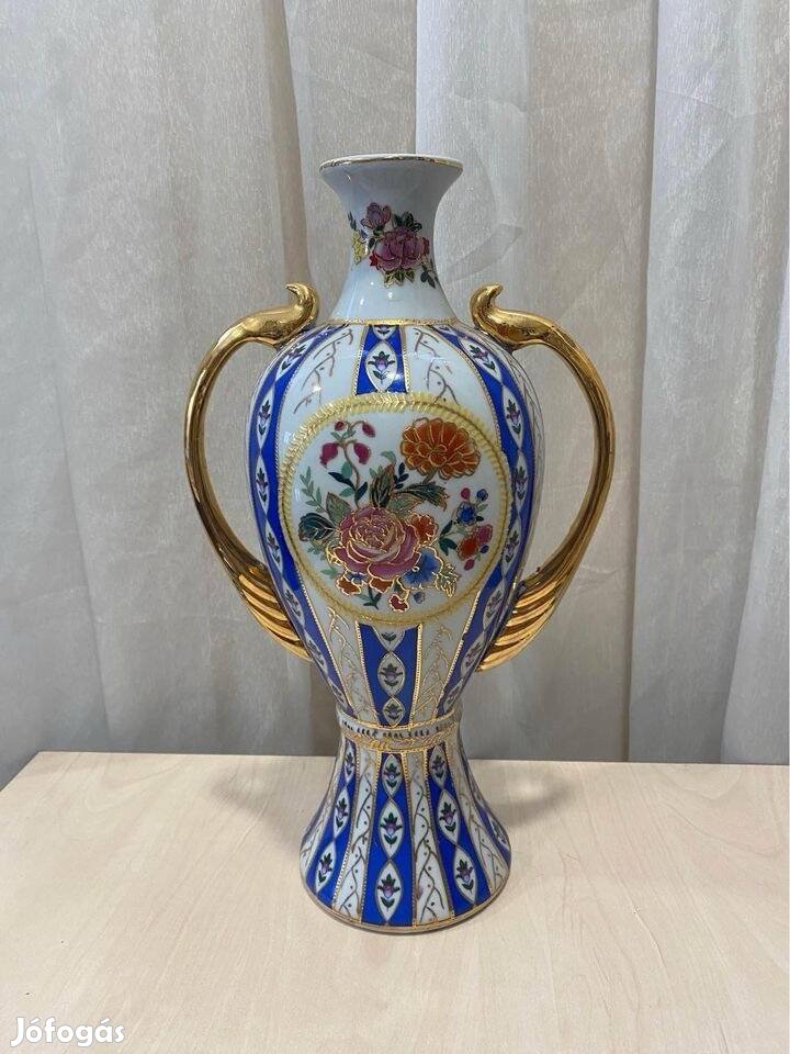 Elegáns kínai váza