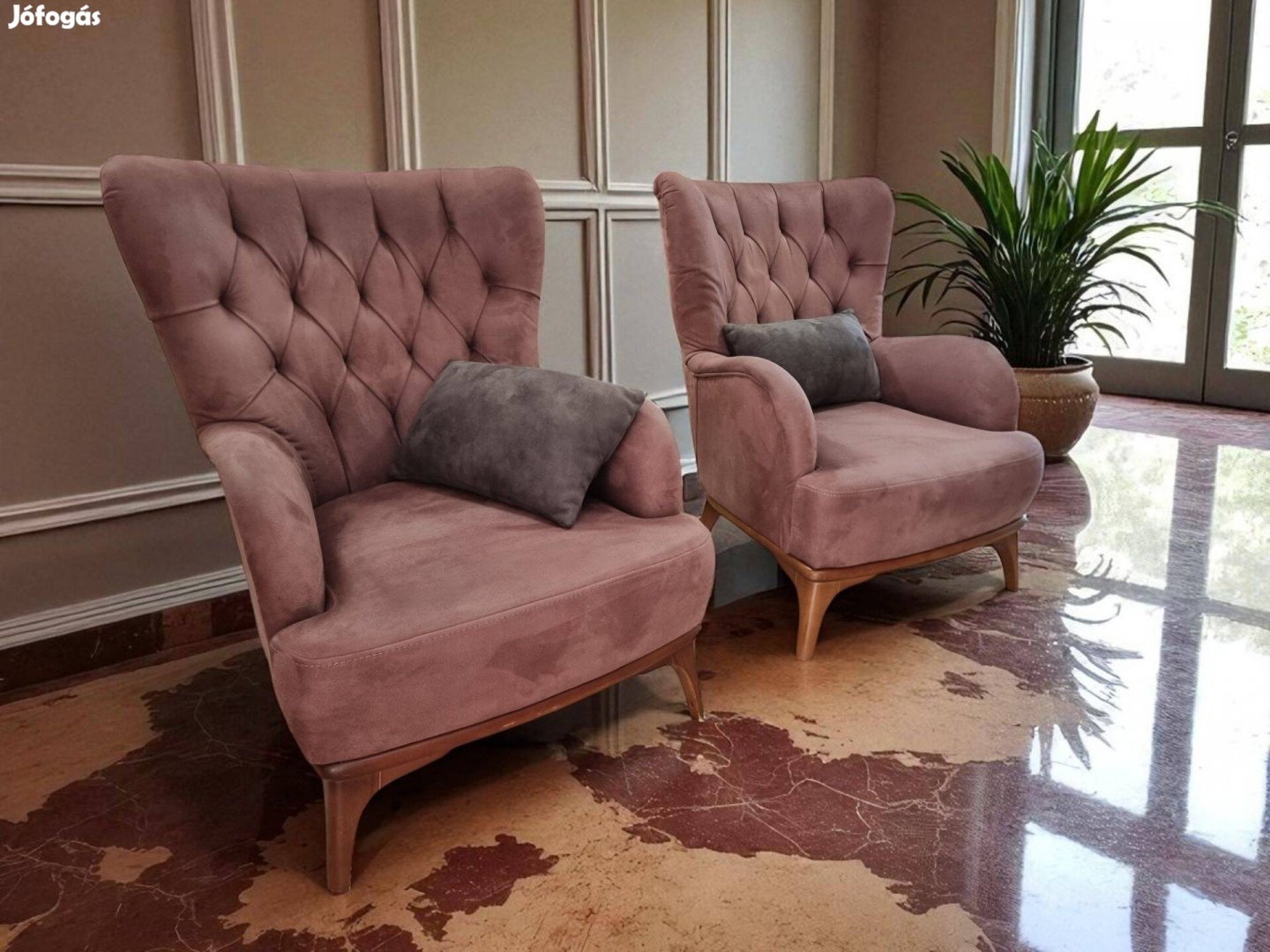 Elegáns mályva színű Alcantara hasított bőr jellegű fotel