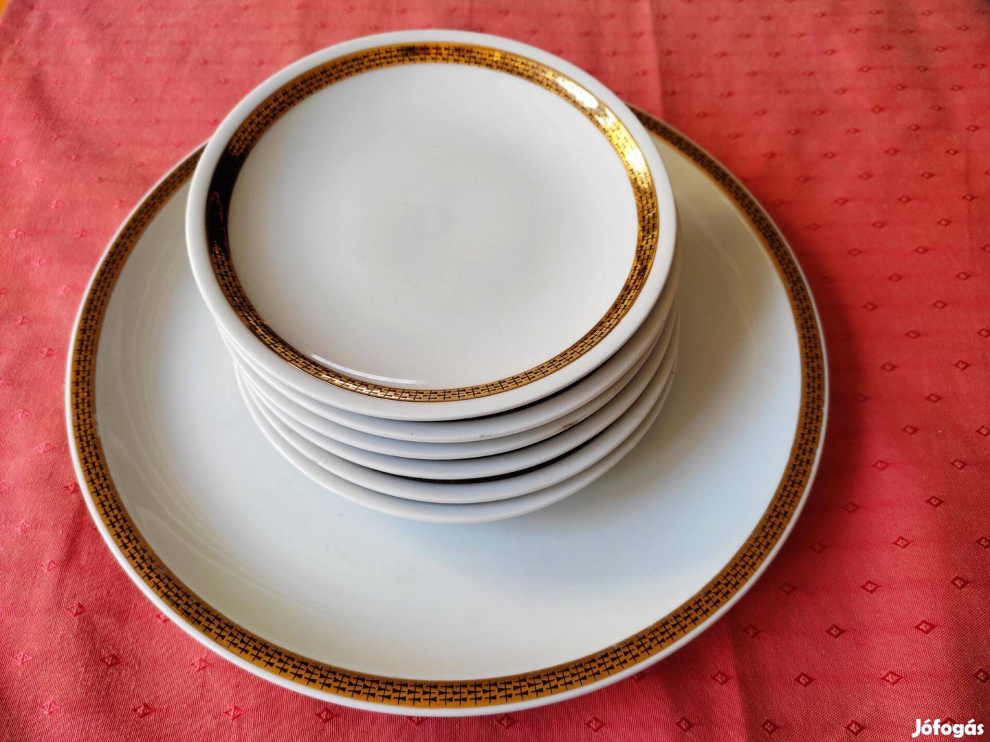 Elegáns német porcelán süteményes készlet arany szegéllyel