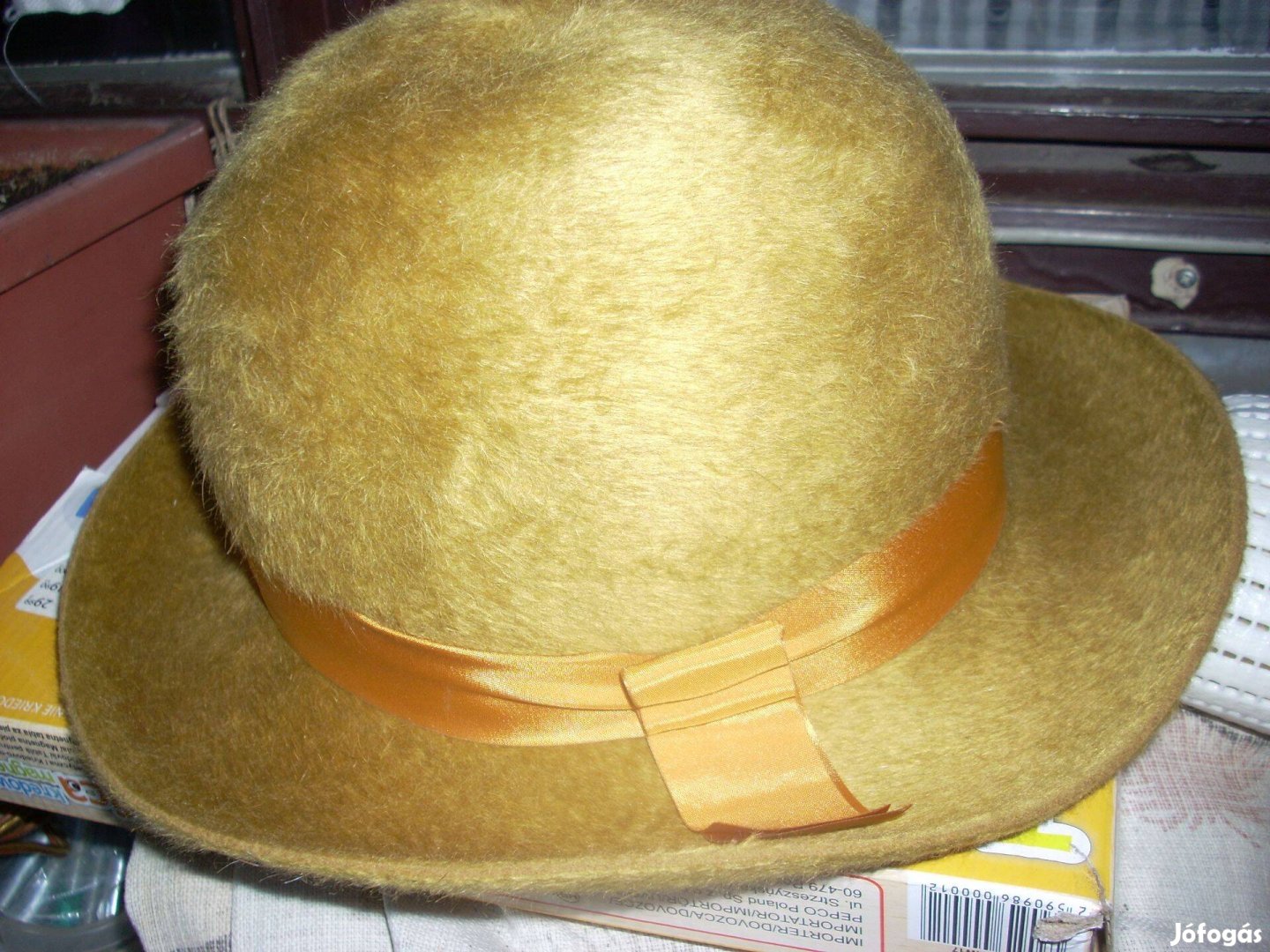 Elegáns női kalap 56
