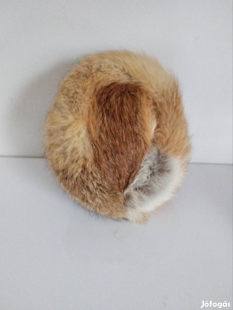 Elegáns női vörös róka kalap