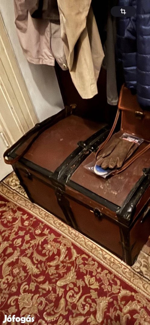 Elegáns originál régi hajókoffer-láda  jó állapotban