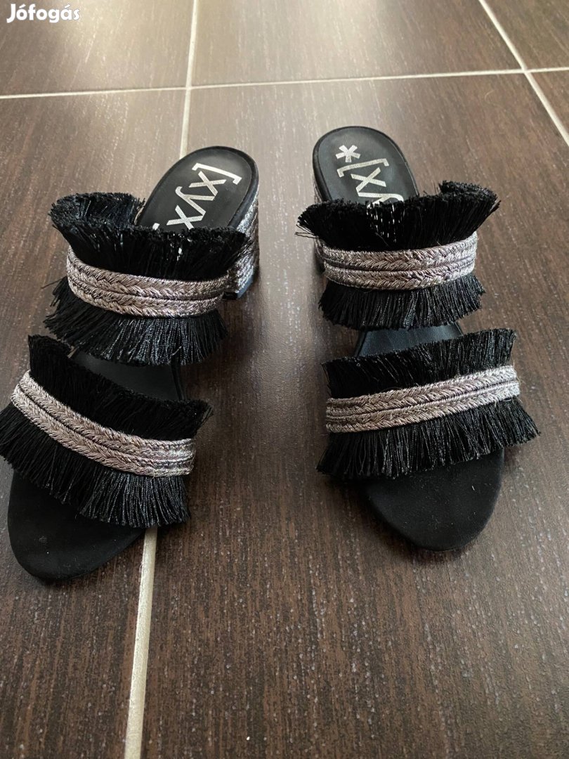Elegáns papucs