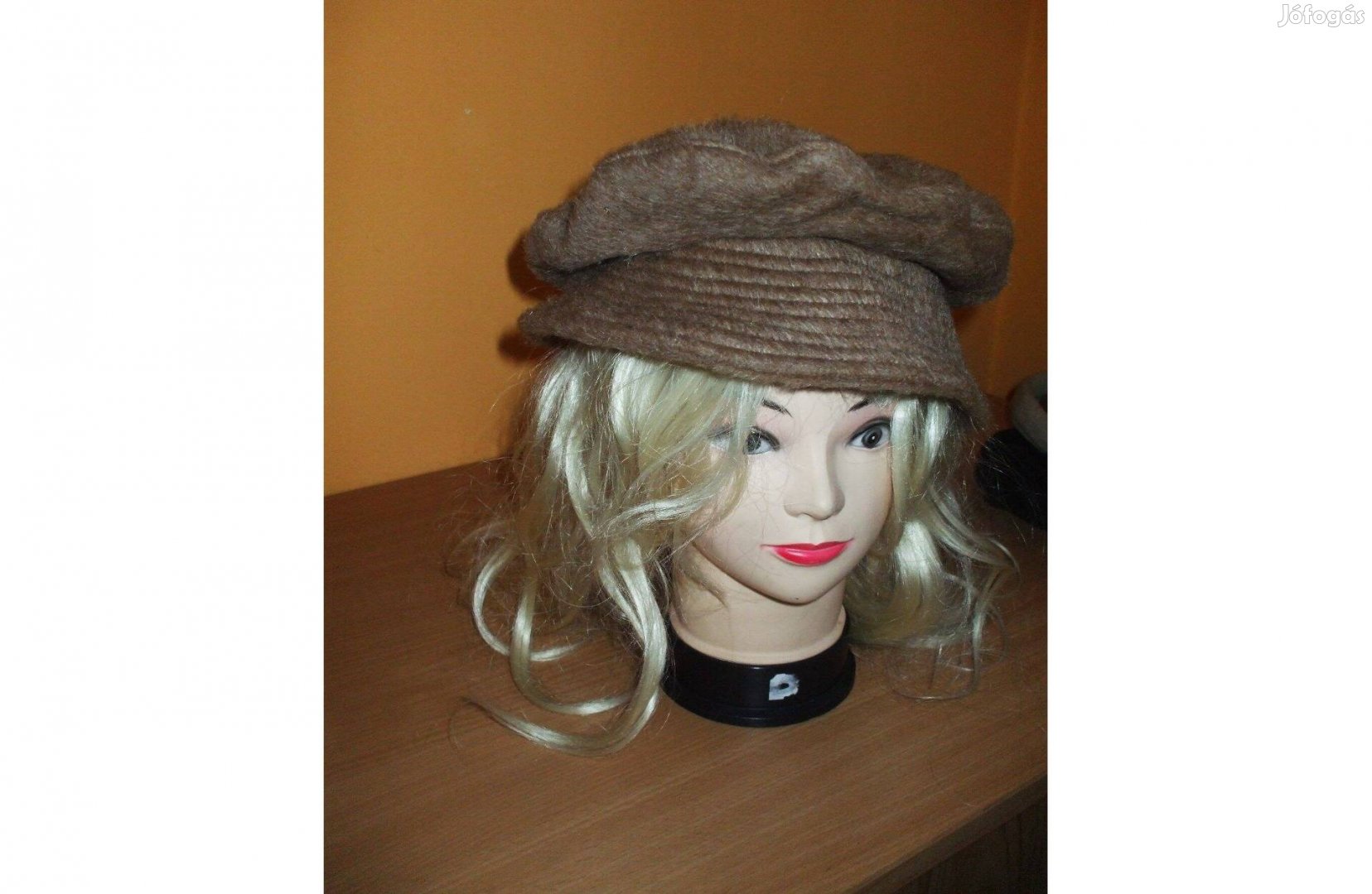 Elegáns szőrme hatású divatos női sapka kalap