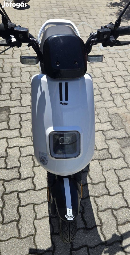 Elektro robogó