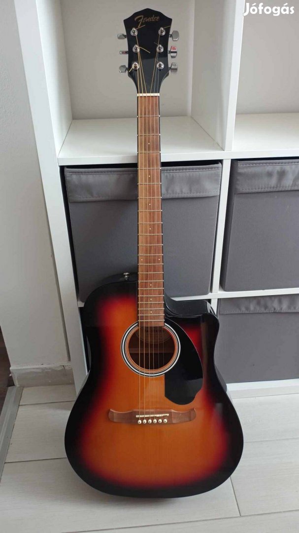 Elektroakusztikus Fender Fa-125CE Sunburst gitár (2 éves)