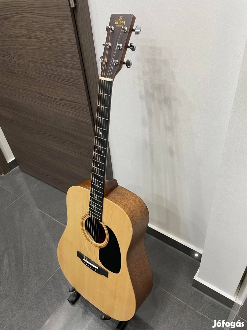 Elektroakusztikus, 0 kilóméteres Sigma gitár