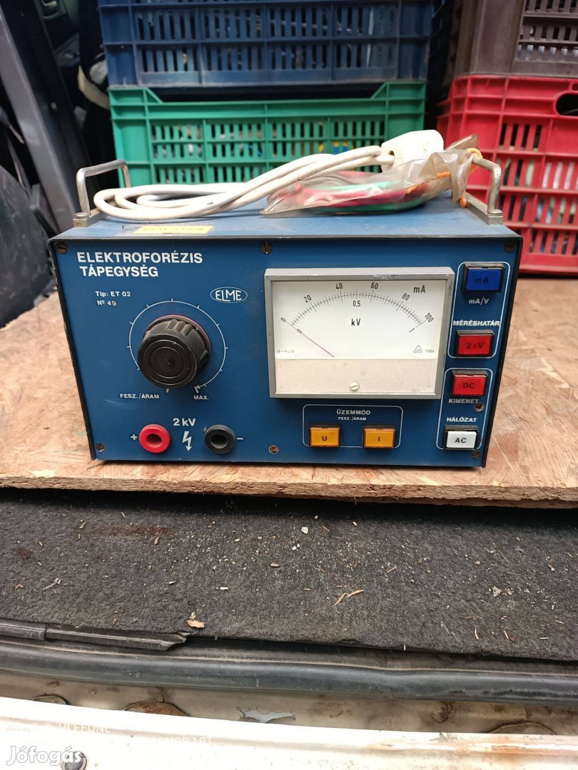 Elektroforézis tápegység ET-02