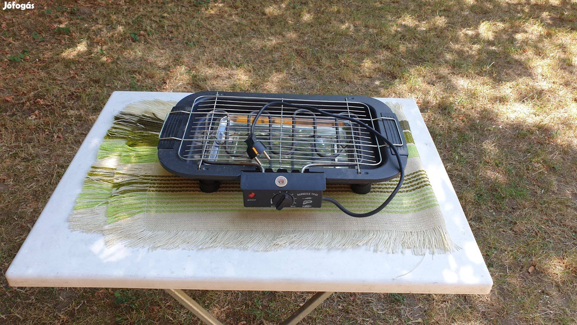 Elektromos Barbecue grillsütő eladó, 2000 Wattos