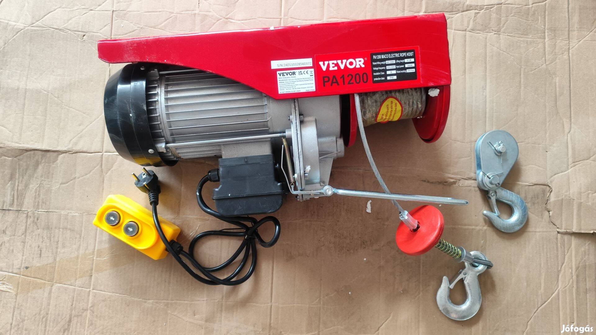 Elektromos Daru, csörlő 2000w, 600/1200kg teher emelő képesség, 220v