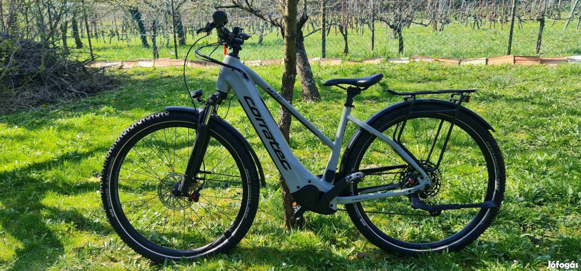 Elektromos Kerékpár Ebike Corratec Trekking/S-Méret/Bosch Cx4/625Wh