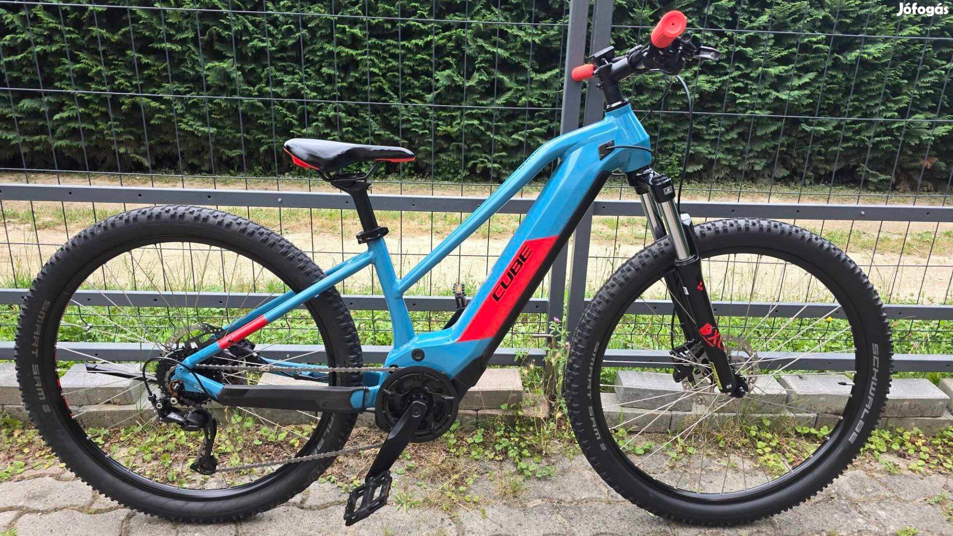 Elektromos Kerékpár Ebike Cube Nuride Cross Trekking Kis Méret