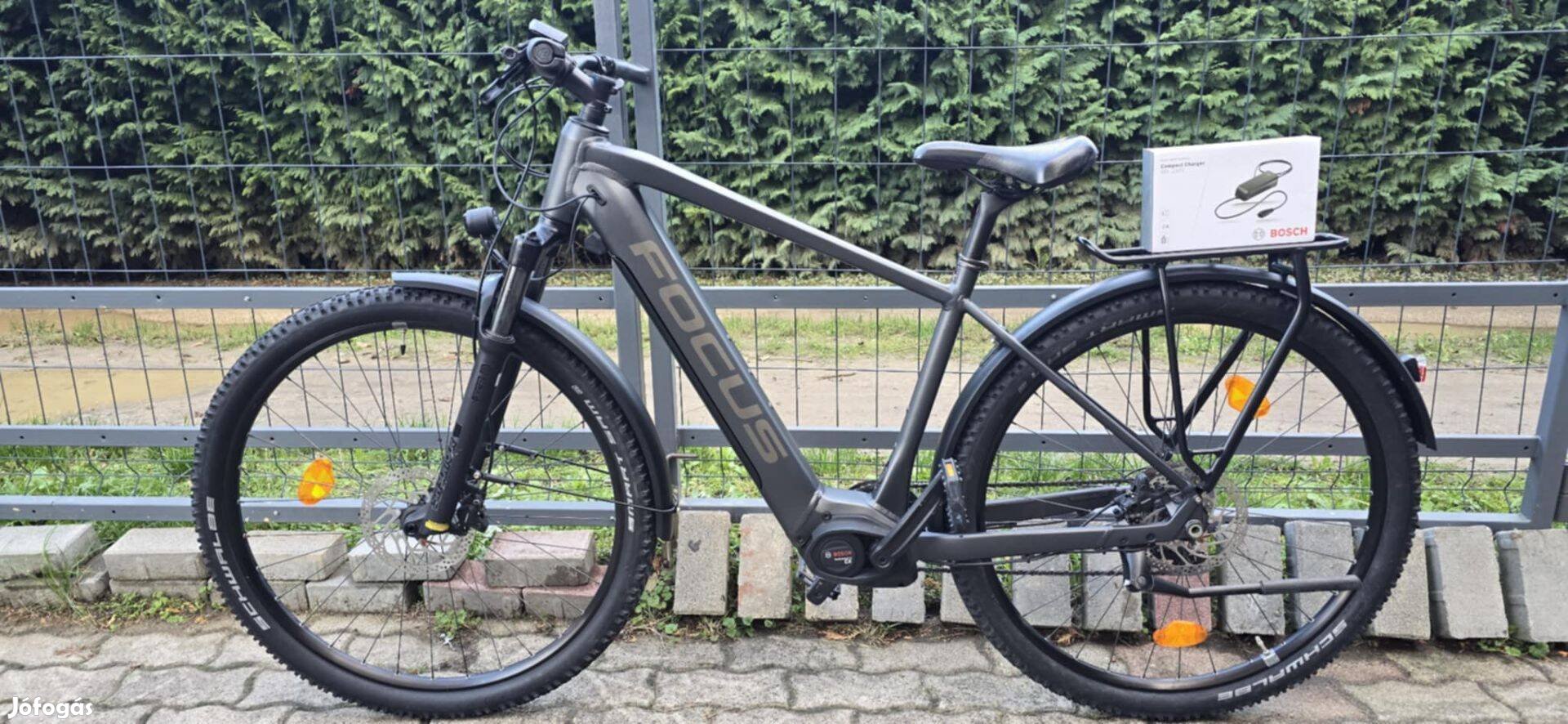 Elektromos Kerékpár Ebike Focus Cross Trekking/L-Es/29"/Bosch Cx 85Nm