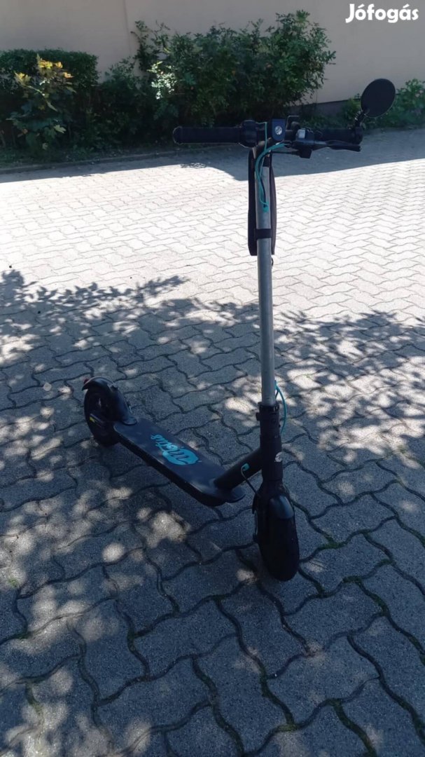 Elektromos Roller 350W, új akku, töltő