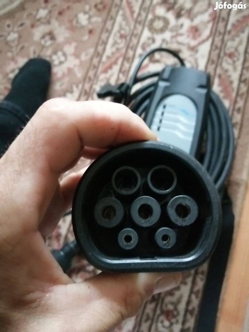Elektromos autó töltő