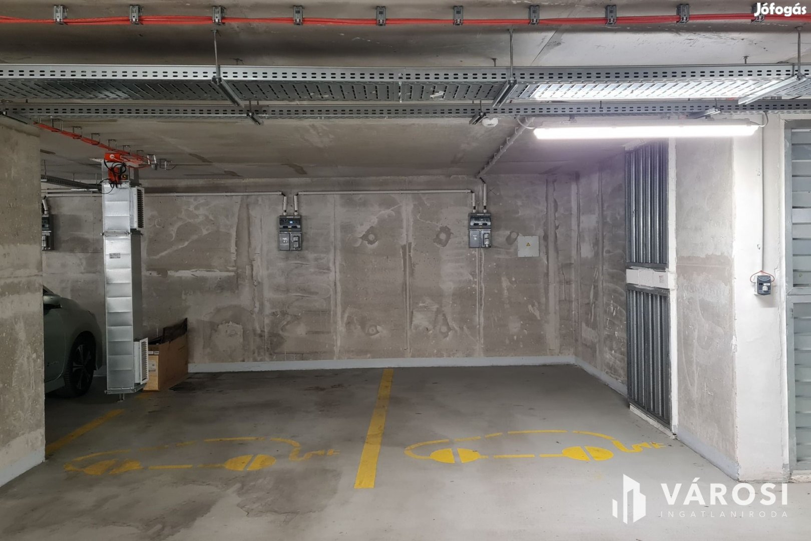 Elektromos autó töltős teremgarázshely a XIII. kerületben