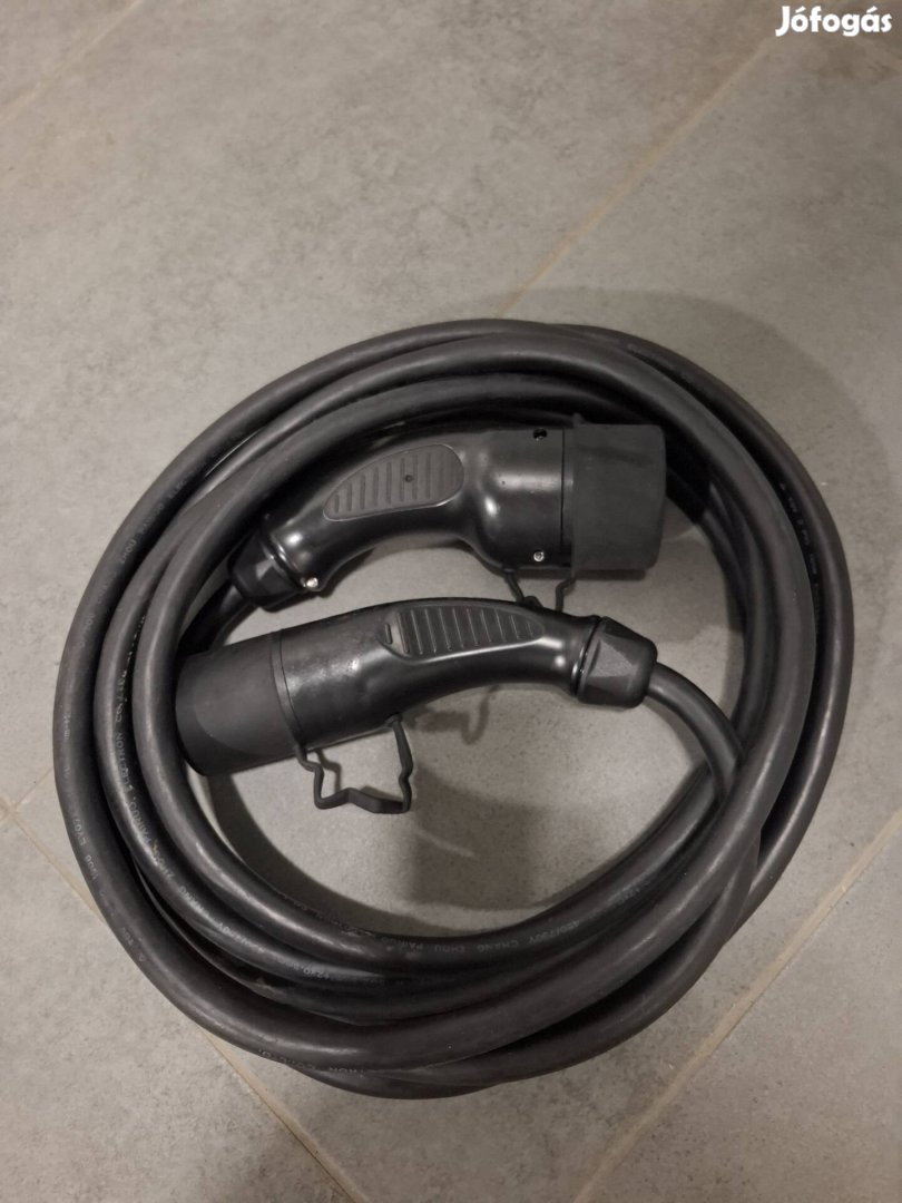 Elektromos autóhoz utcai töltőkábel eladó
