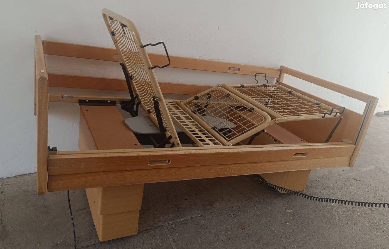 Elektromos betegágy - 5 funkciós - oldalrácsokkal (8.)