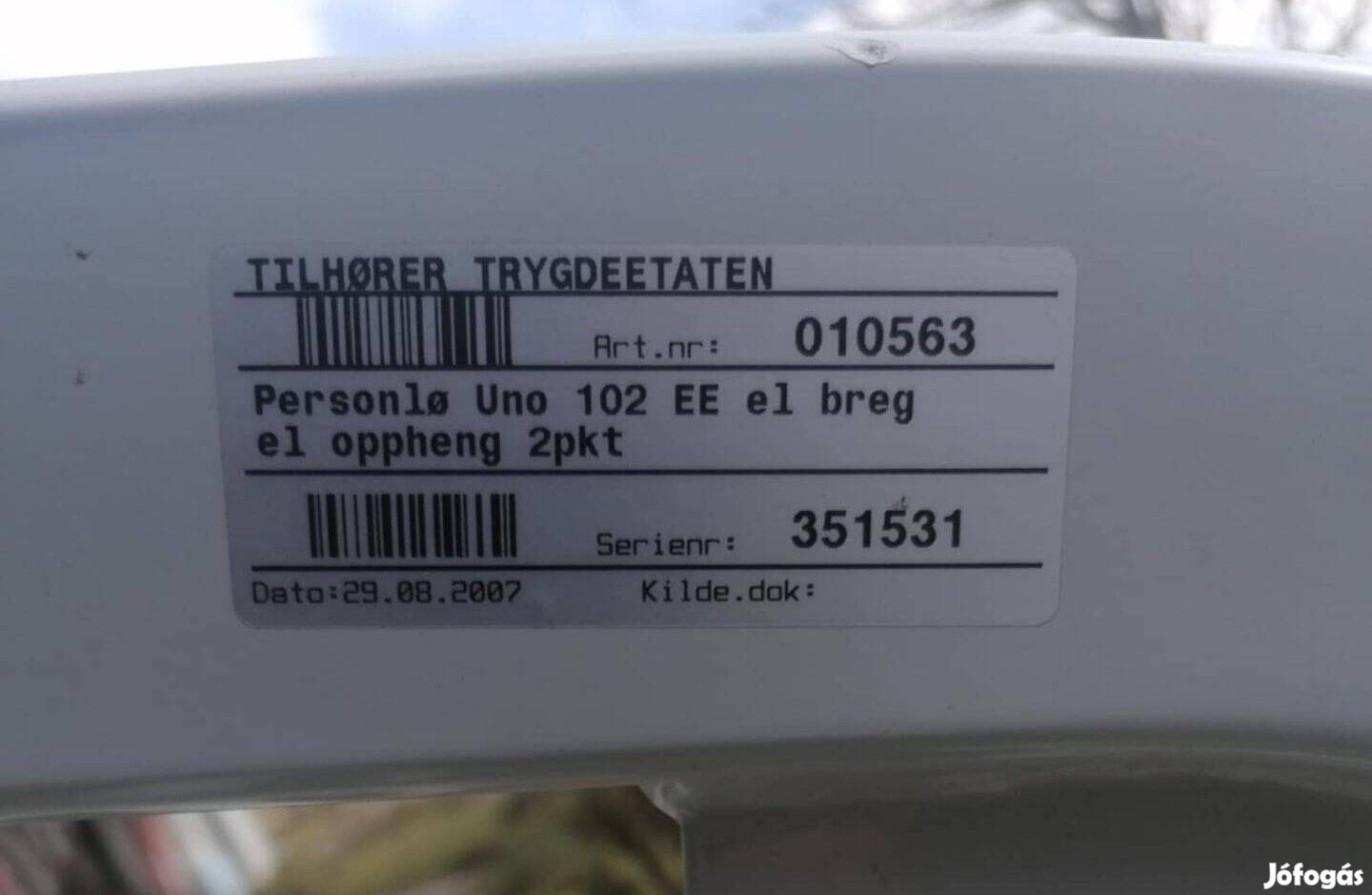 Elektromos betegemelő hámmal NR23 Liko Uno 102