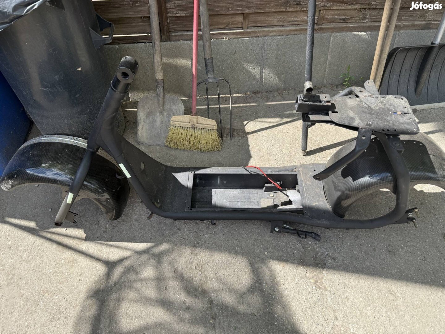Elektromos chopper,robogó alkatrészek