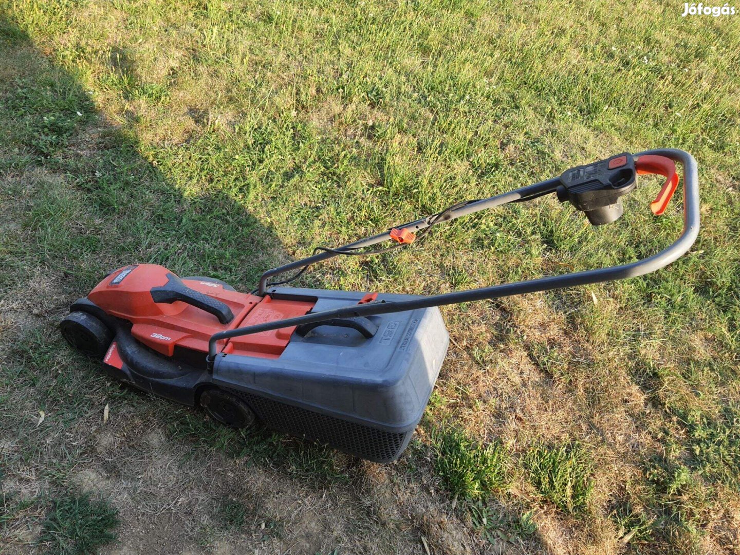 Elektromos fűnyíró, 1200W