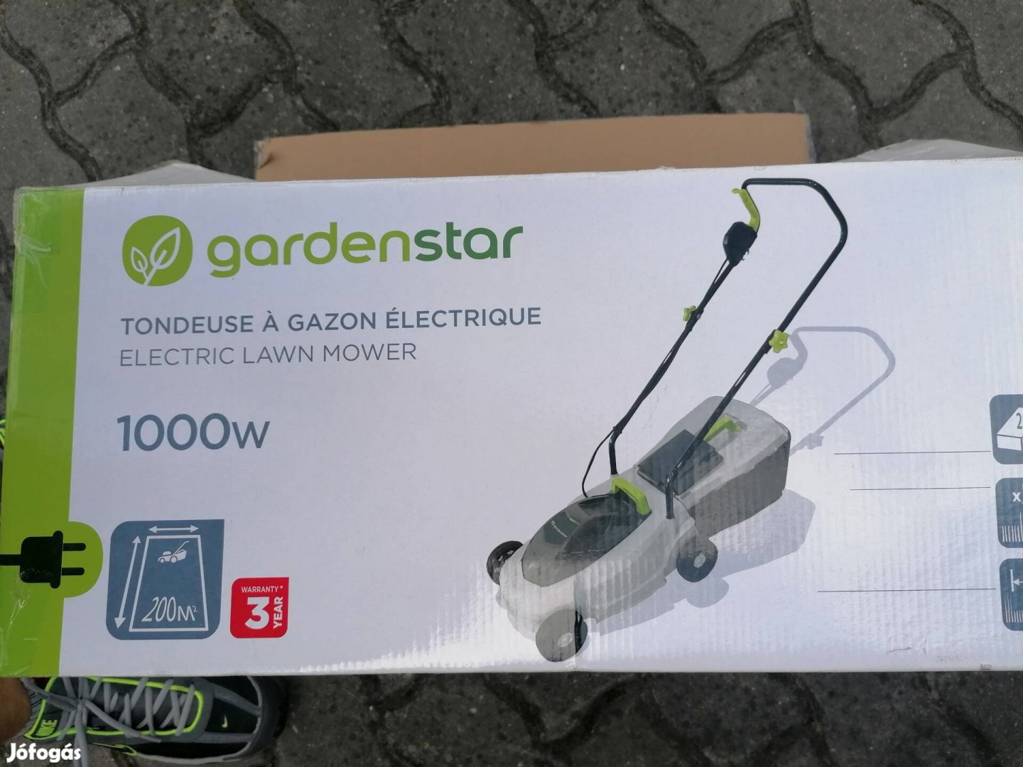 Elektromos fünyiró alkatrésznek 